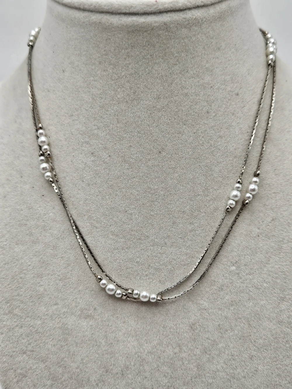 VINTAGE Dainty Silver Tone Faux Pearl Station Strand Necklace Korea